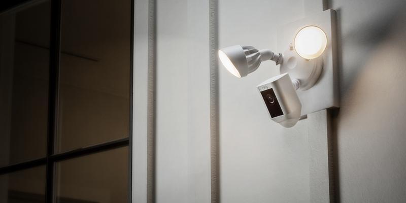 Wir stellen vor: die neue Ring Floodlight Cam