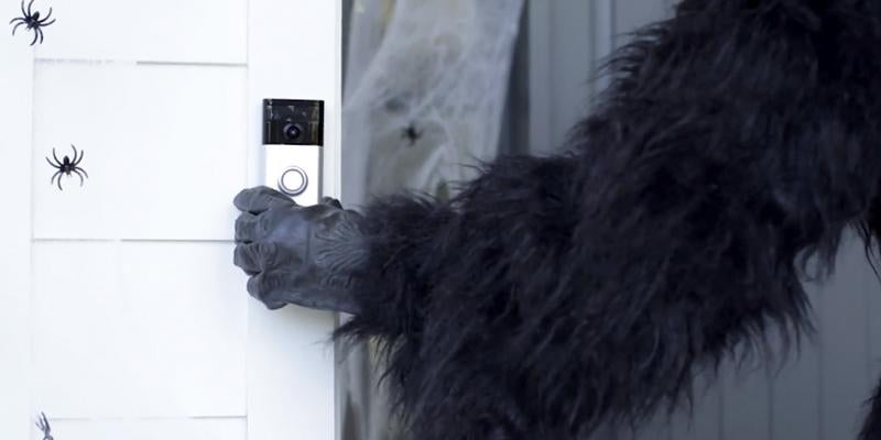 Ring dreht den weltweit ersten Werbespot mit einer Video Doorbell